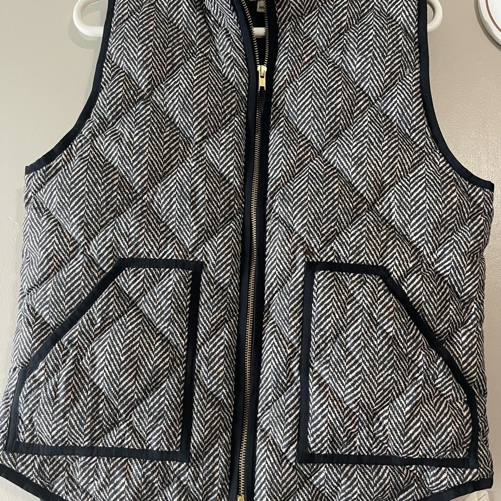 J. Crew Black and White Quilted Sleeveless Vest